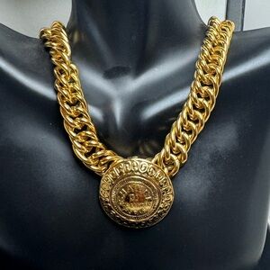 CHANEL vintage choker